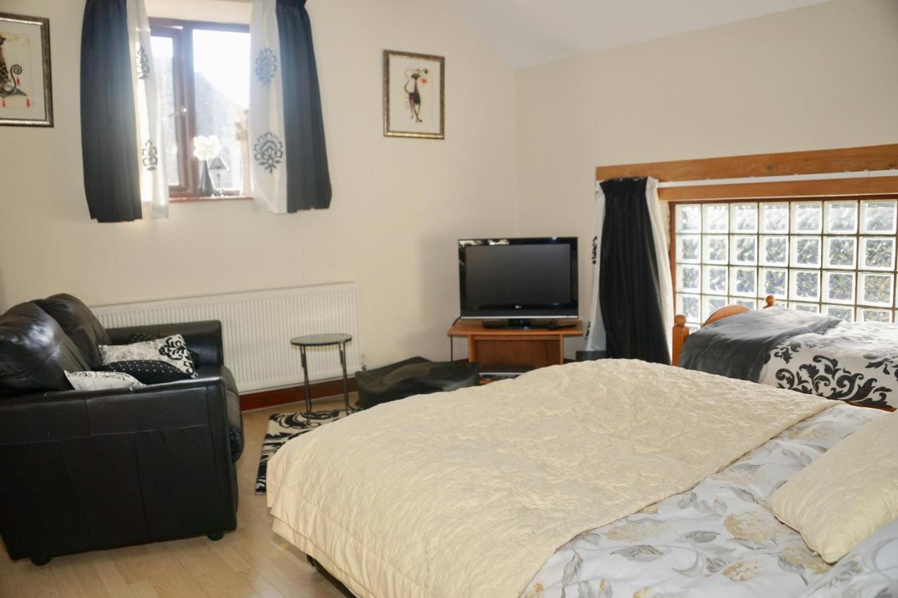 Ravencar Farm B&B Mosborough Eksteriør billede